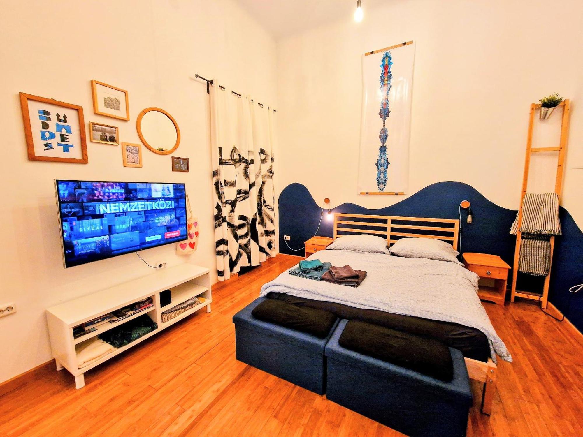 Artlovers' Flat - Kazinczy Street بودابست المظهر الخارجي الصورة